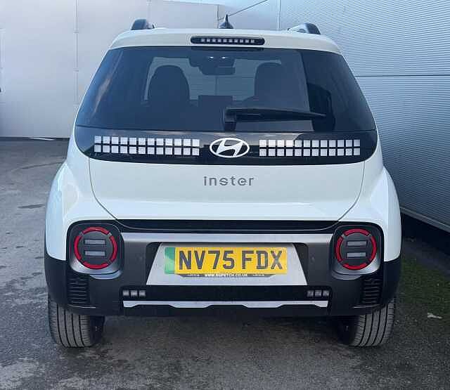 Hyundai INSTER Long Range 49kWh Cross Auto 5dr