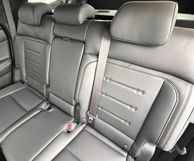 Hyundai Santa Fe 1.6 h T-GDi Calligraphy Auto 4WD Euro 6 (s/s) 5dr (7Seat)