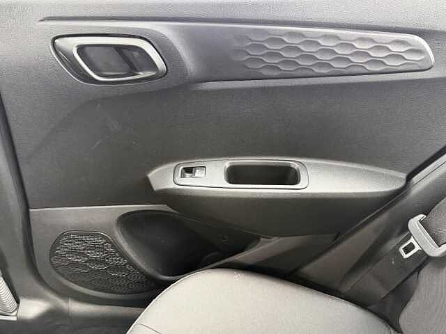 Hyundai i10 1.0 Advance 5dr
