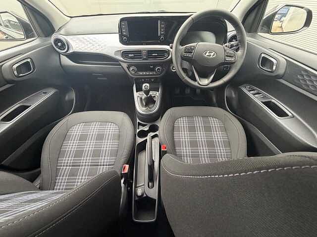 Hyundai i10 1.2 [79] Premium 5dr [Nav]