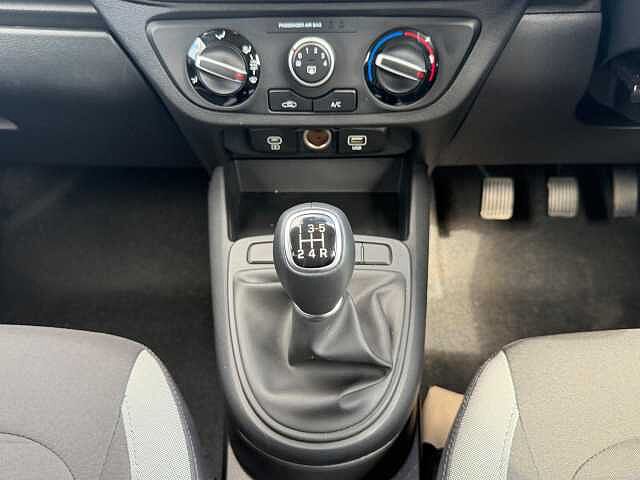Hyundai i10 1.2 [79] Advance 5dr [Nav]