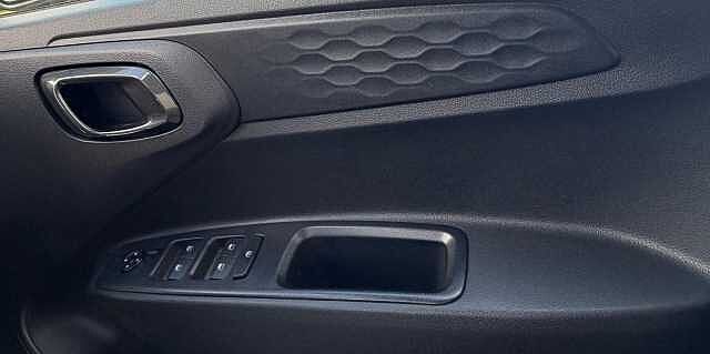 Hyundai i10 1.2 [79] Advance 5dr [Nav]