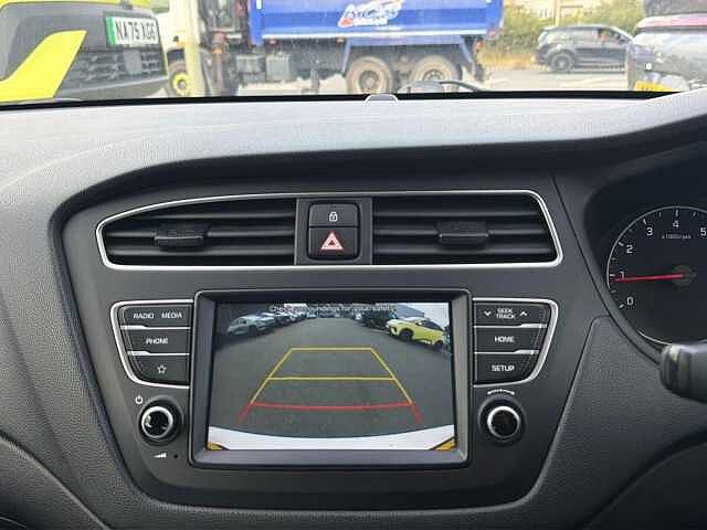 Hyundai i20 1.2 MPi S Connect 5dr