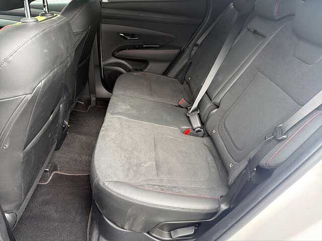 Hyundai TUCSON 1.6T Hybrid N Line 5dr Auto White