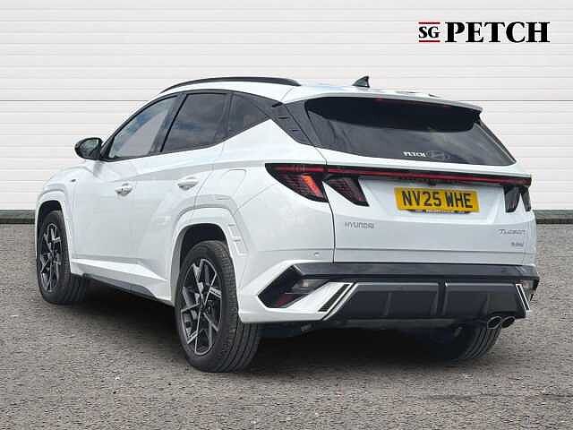 Hyundai TUCSON 1.6T Hybrid N Line 5dr Auto White